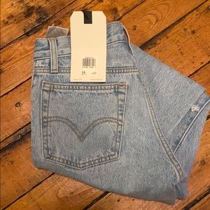 Levi’s wedgie 24